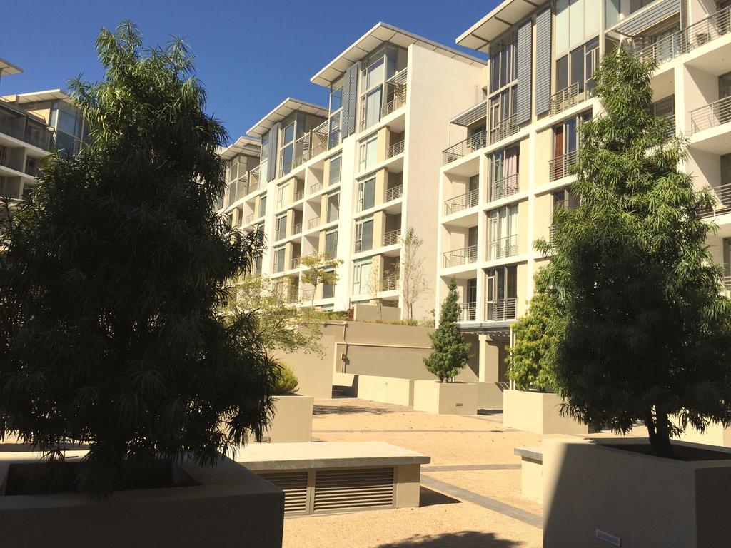 The Quadrant Apartments Кейптаун Екстериор снимка