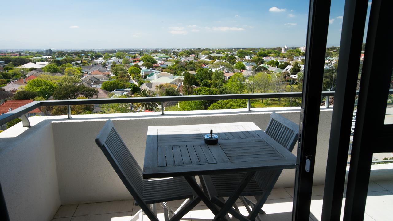 The Quadrant Apartments Кейптаун Екстериор снимка