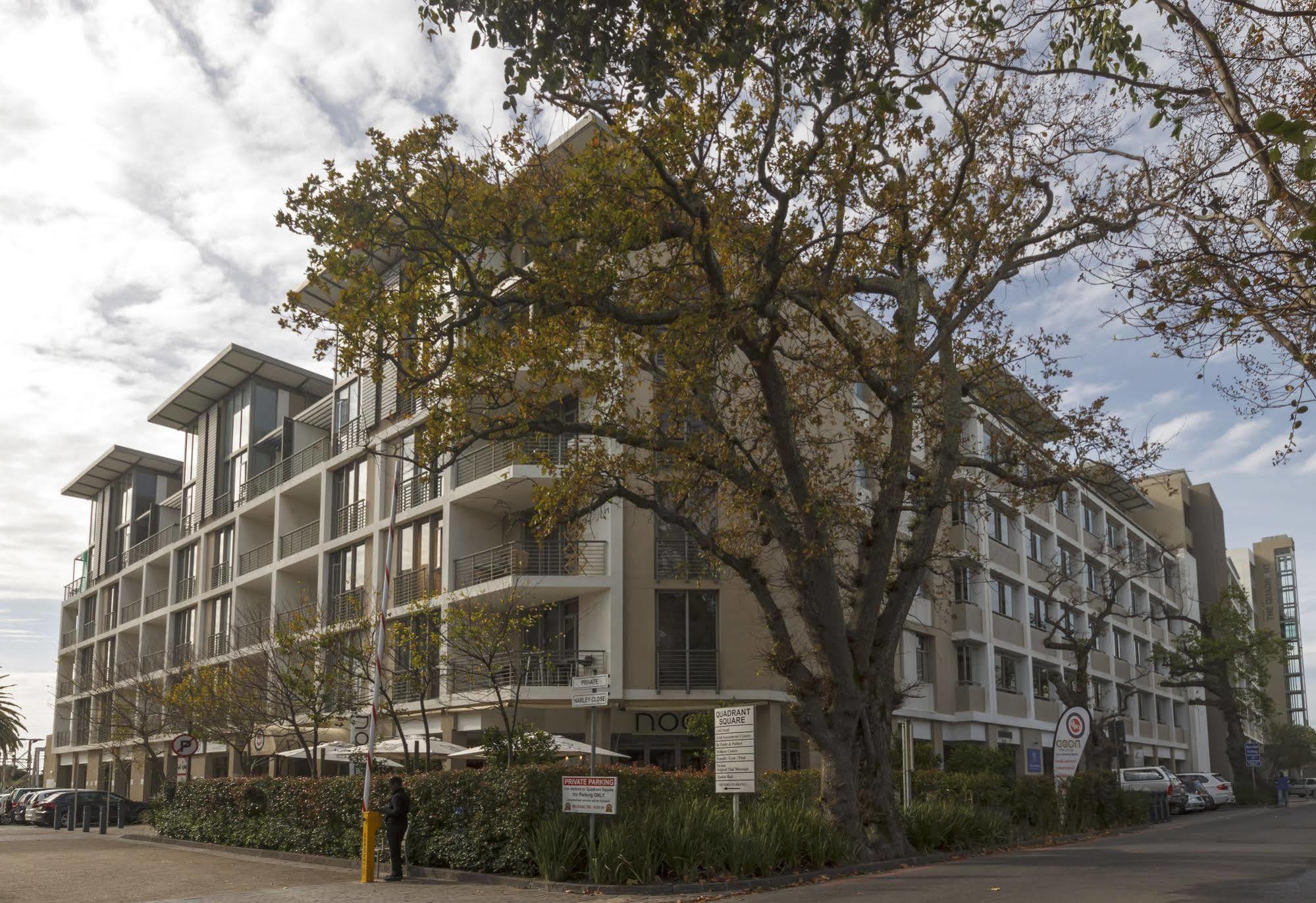 The Quadrant Apartments Кейптаун Екстериор снимка